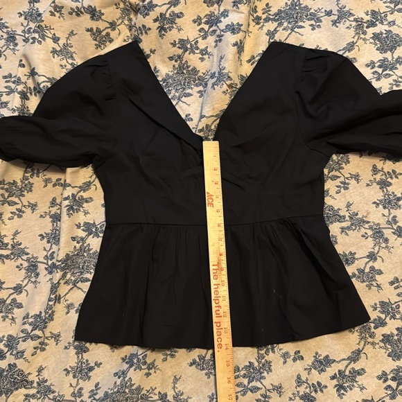 NWT Gap V Neck Style Top Size M Measurement - Picture 6 of 6